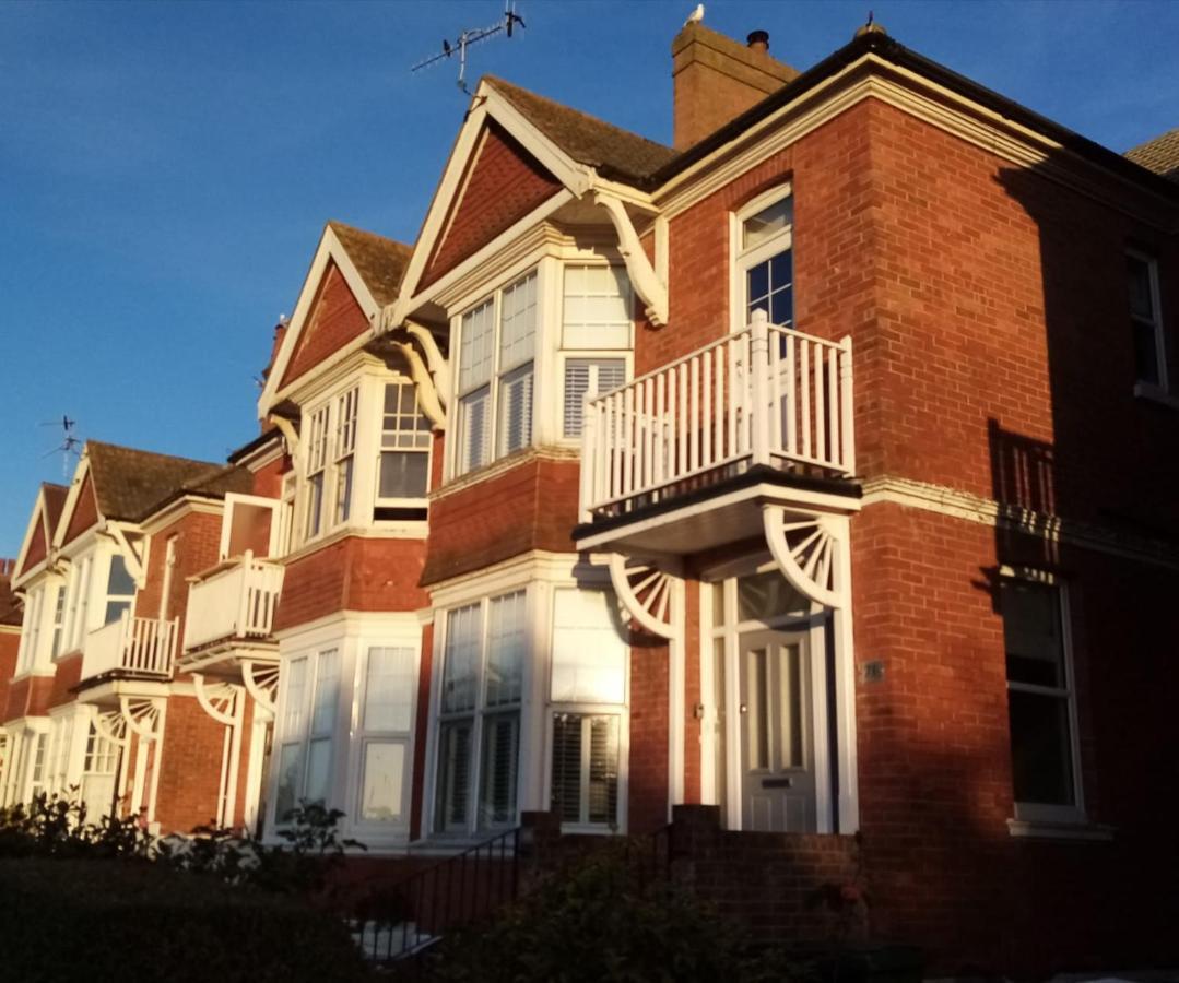 Coastal Chic Bed & Breakfast Bexhill-on-Sea Exterior photo